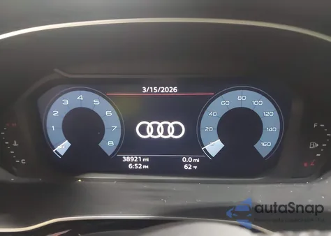 2020 Audi Q3 Premium 45 Tfsi Quattro Tiptronic z USA, uszkodzony, nr VIN WA1AECF39L1114709